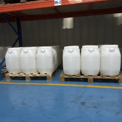 Bezwonny numer CAS 8042 47 5 Oleje mineralne surowce emolient kosmetyczny